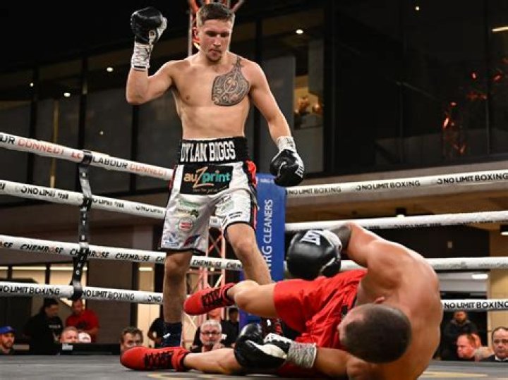 Live boxing blog Dylan Biggs vs Ryan Mitchem, fight highlights