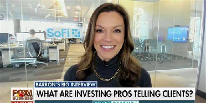 Liz Young cautions on crypto I would 'stay away' if you're starting