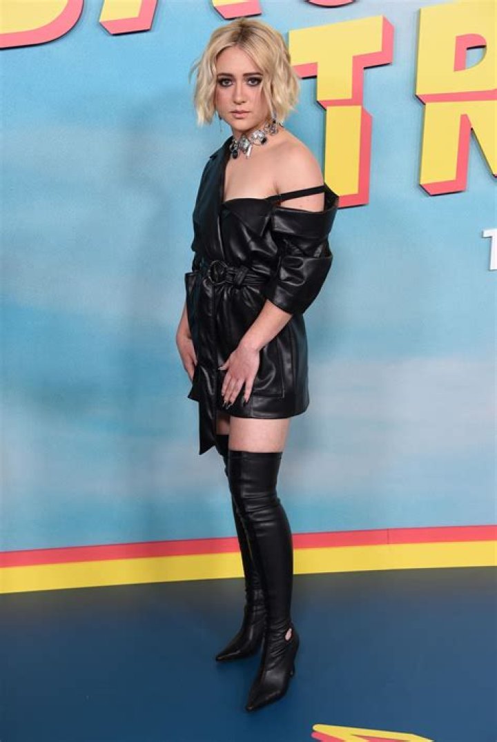 LIZZE BROADWAY at Based on a True Story Premiere in West Hollywood 06