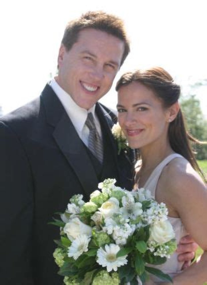 Lochlyn Munro with wife Sharon Munro