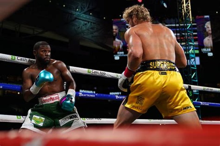 Logan Paul goes the distance in Floyd Mayweather exhibition bout