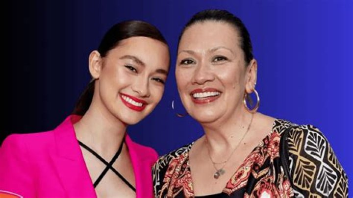 Lola Tung Age, Height, Parents, Wiki, Bio, Nationality, Net Worth & BF