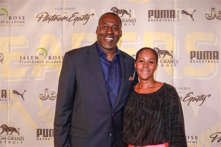 Lomas Brown Height, Weight, Net Worth, Age, Birthday, Wikipedia, Who