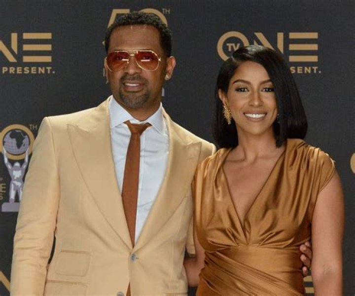 Look Mike Epps, wife Kyra introduce daughter Indiana