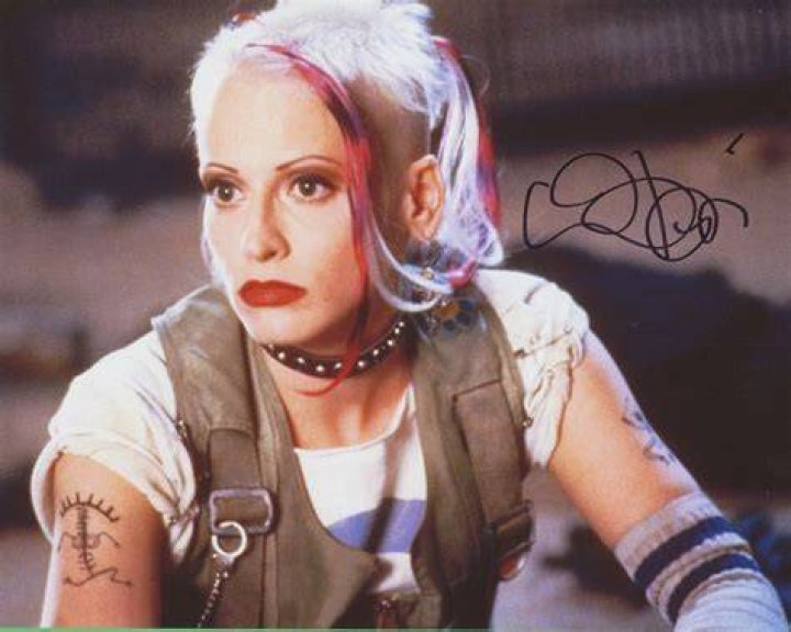 Lori Petty Signed 8x10 Photo Tank Girl Memorabilia For Less