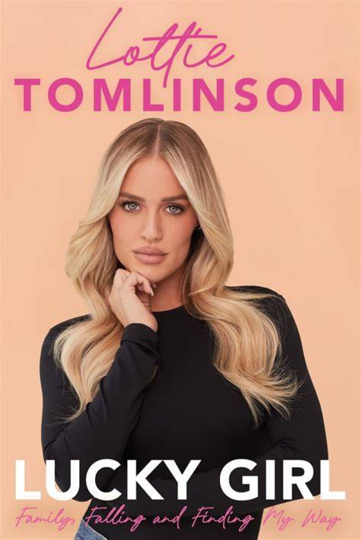 lottie tomlinson. Lottie tomlinson, Inspirational women, Lottie and gemma