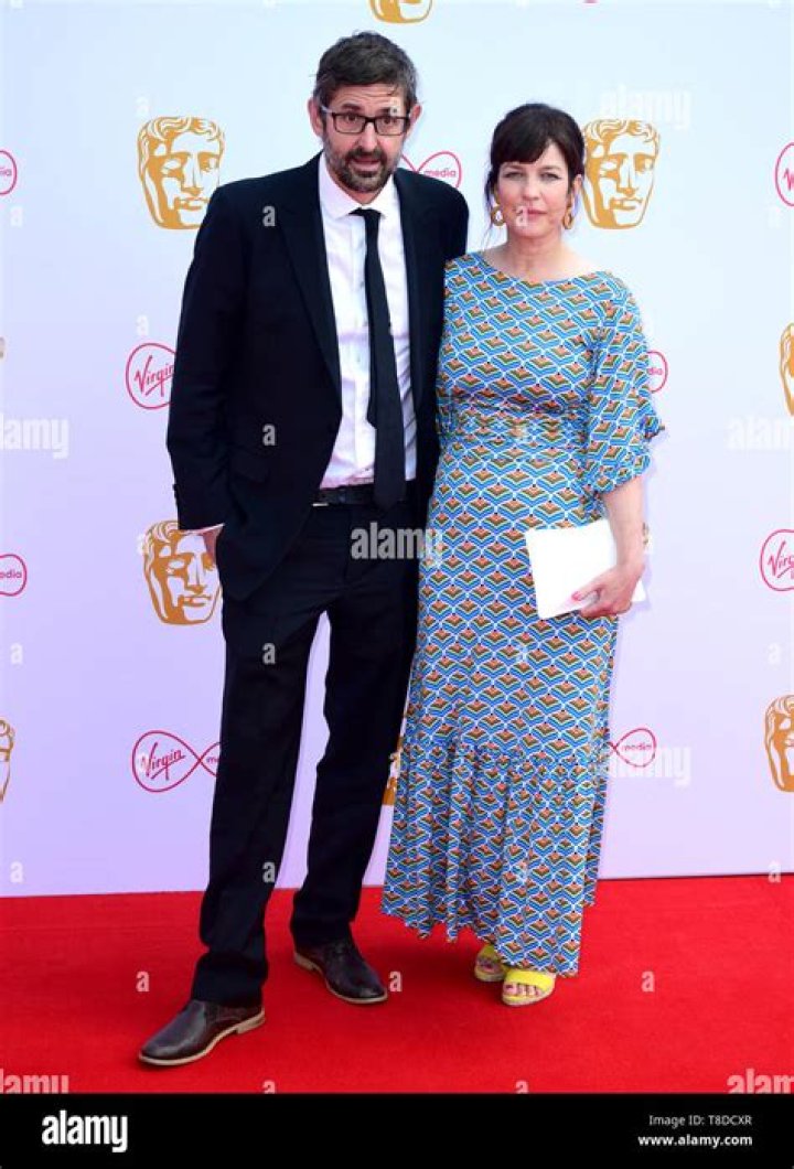 Louis Theroux and Nancy Strang Who is Louis Theroux&rsquo;s wife? OK! Magazine
