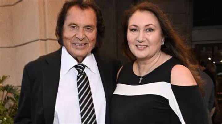 Louise Dorsey Age, Husband And Wikipedia Engelbert Humperdinck
