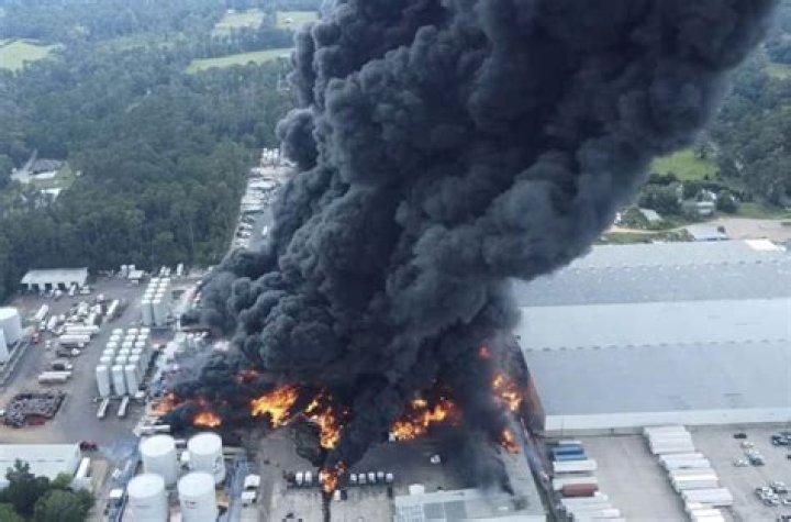 Louisiana Oil Rig Explosion CBS News