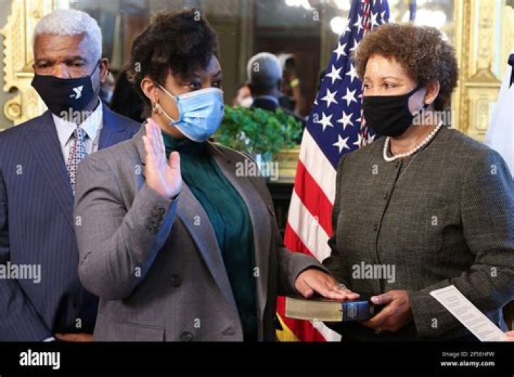 Loyce smith hires stock photography and images Alamy