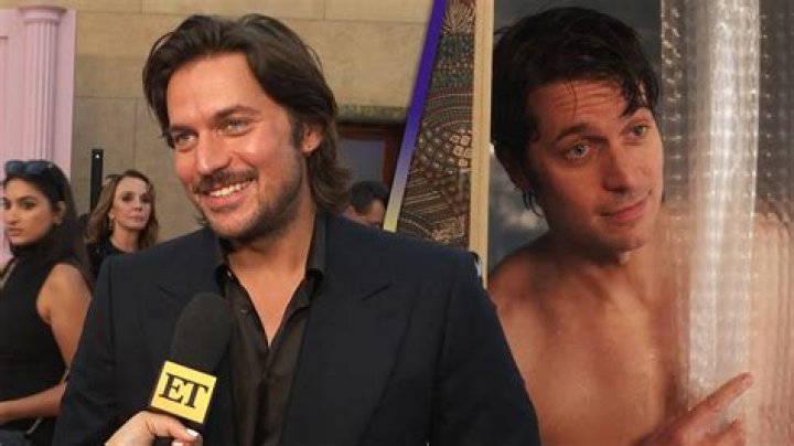 Lucas Bravo &lsquo;Playing the Hot Chef in Emily in Paris made me a
