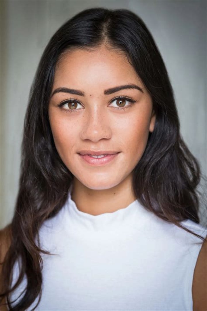 Luciane Buchanan image
