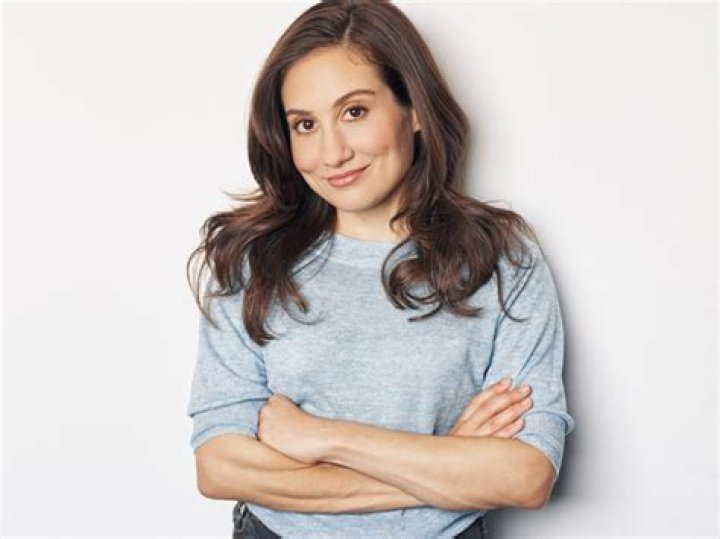 Lucy DeVito Biography Broadway Buzz