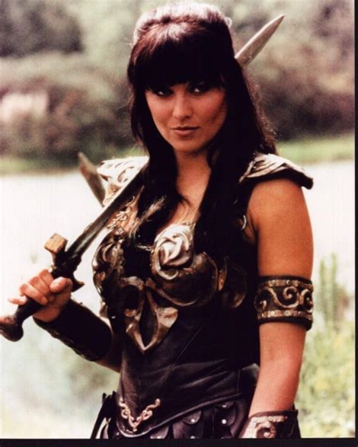 Lucy Lawless' Husbands Inside 'Xena Warrior Princess's' Romances and