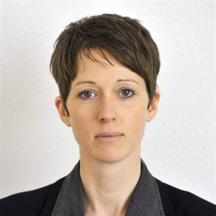 Lucy Williamson Paris Correspondent BBC News LinkedIn