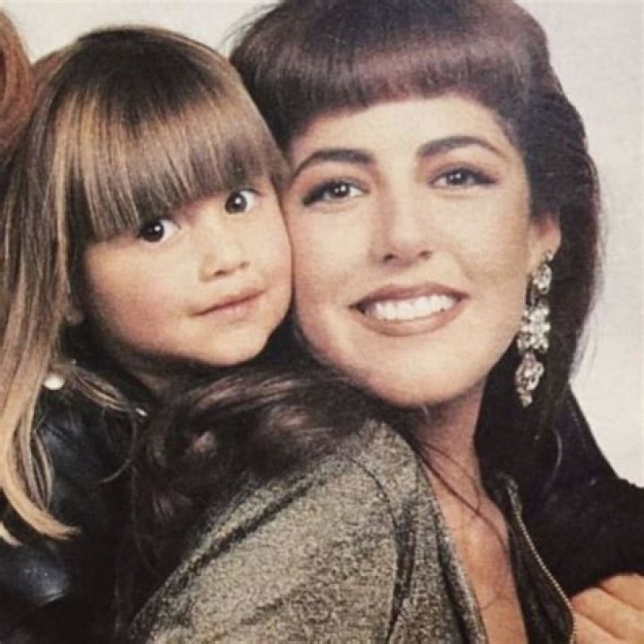 Luis Miguel y Stephanie Salas Así fue su historia de amor CHIC Magazine