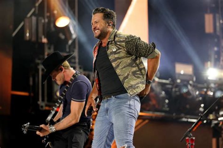 Luke Bryan Is 'Happiest' When His Family Is By His Side Country Now