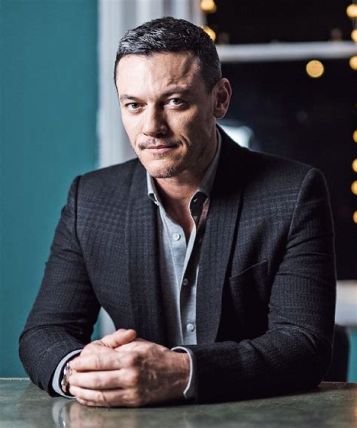 Luke evans, Luke, Evan