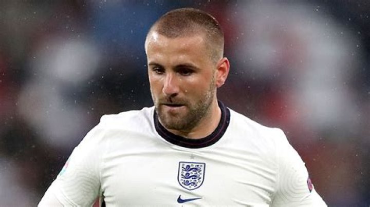 Luke Shaw Roberto Carlos says England leftback has 'everything to get