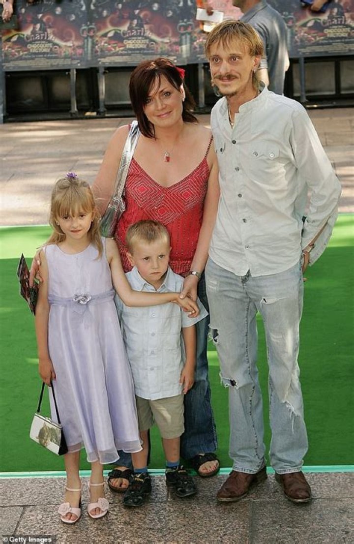 Mackenzie Crook Children Meet Jude Michael Crook And Scout Elizabeth Crook