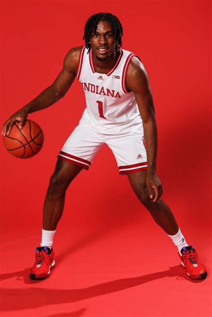 Mackenzie Mgbako is an Indiana Hoosiers player Mackenzie Mgbako is an Indiana Hoosiers player