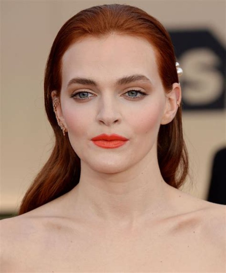 Madeline Brewer 2018 SAG Awards in LA &bull; CelebMafia