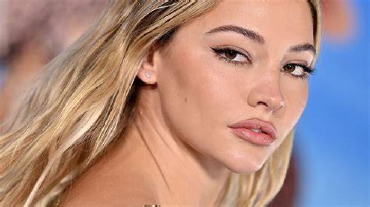 Madelyn Cline On Fame, Body Image & Set Banter With Daniel Craig