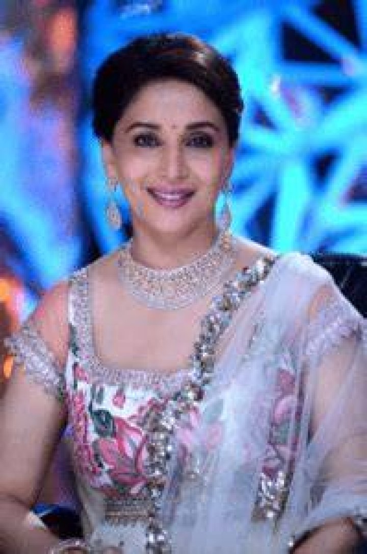 Madhuri Dixit Age, Net Worth, Profession & Lots DTfun