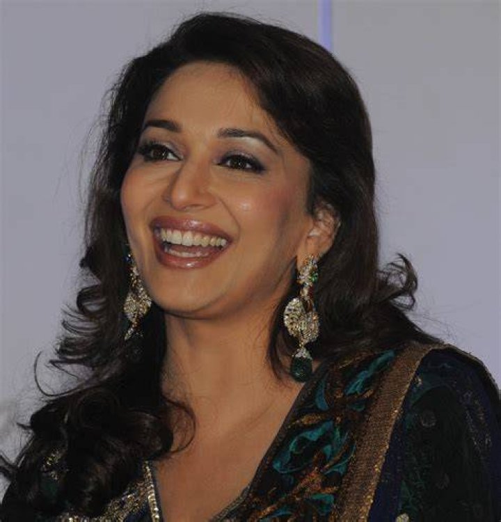 Madhuridixithotstills Indian Movie Portal