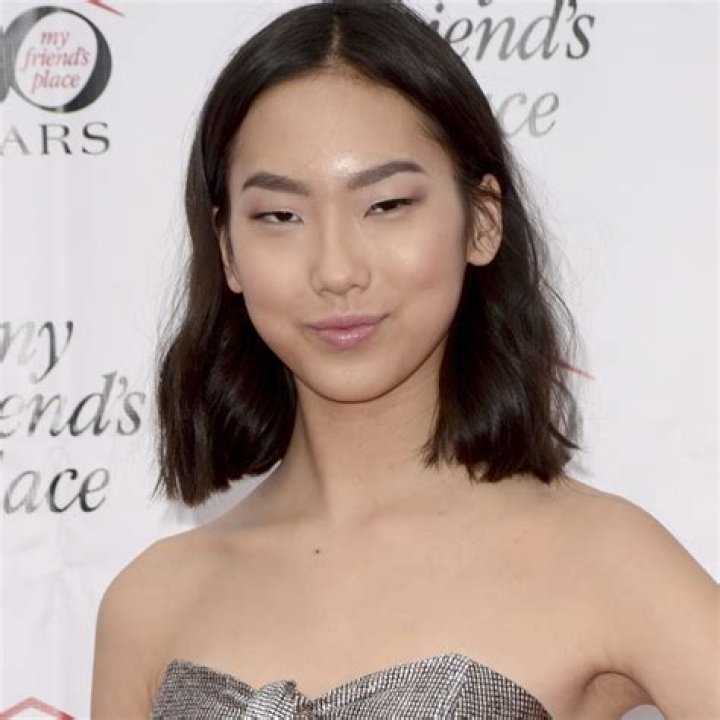 MADISON HU at My Friend&rsquo;s Place 30th Anniversary Gala in Los Angeles 04