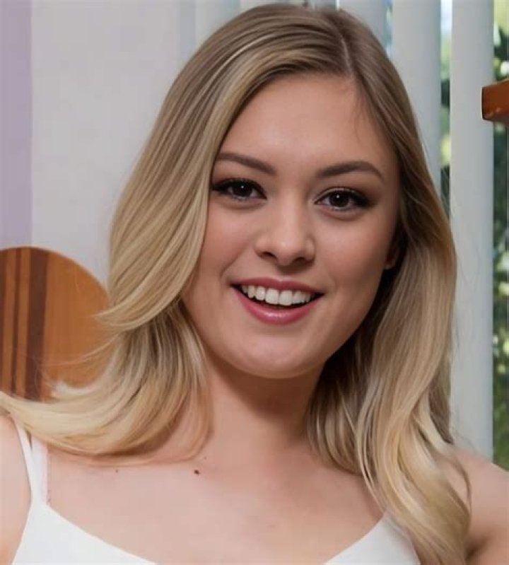 Madison Moore Models Biography