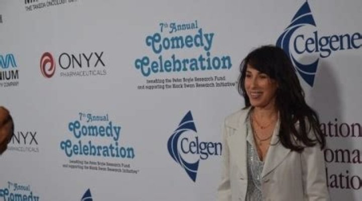 Maggie Wheeler Height, Weight, Age, Body Statistics Healthy Celeb