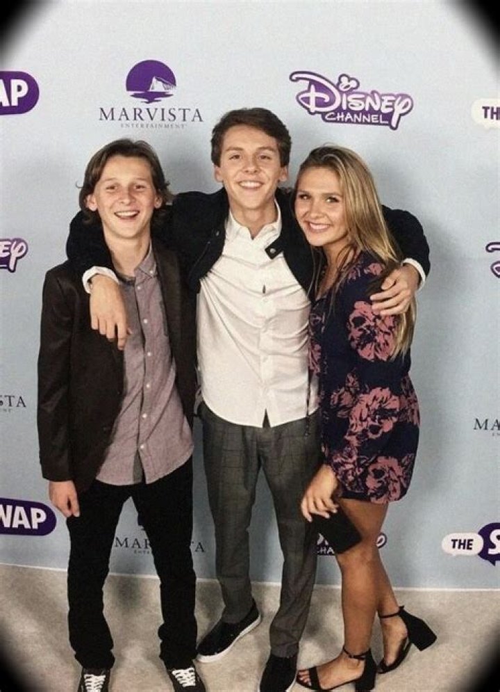Makenna Bertrand (bertrandmakenna) Twitter