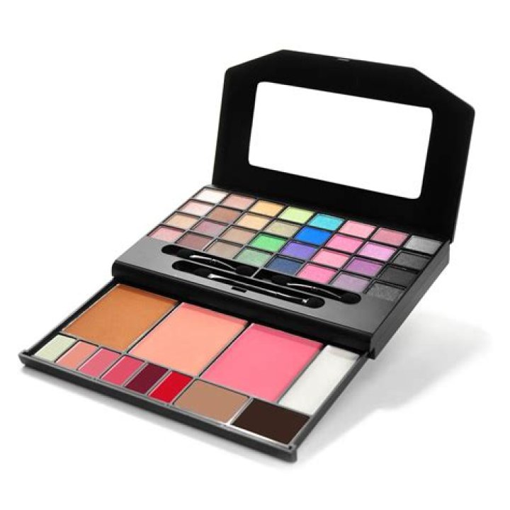Makeup Palettes With Everything You Need StyleCaster
