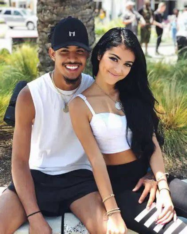 Malu trevejo boyfriend 2019 Boyfriend, Stunning outfits, Stunning