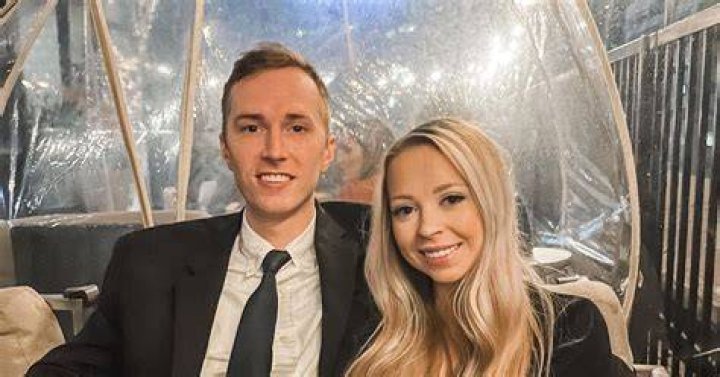 Man Sneakily Films His Wife Shopping at Target &mdash; Meet Kay and Tay