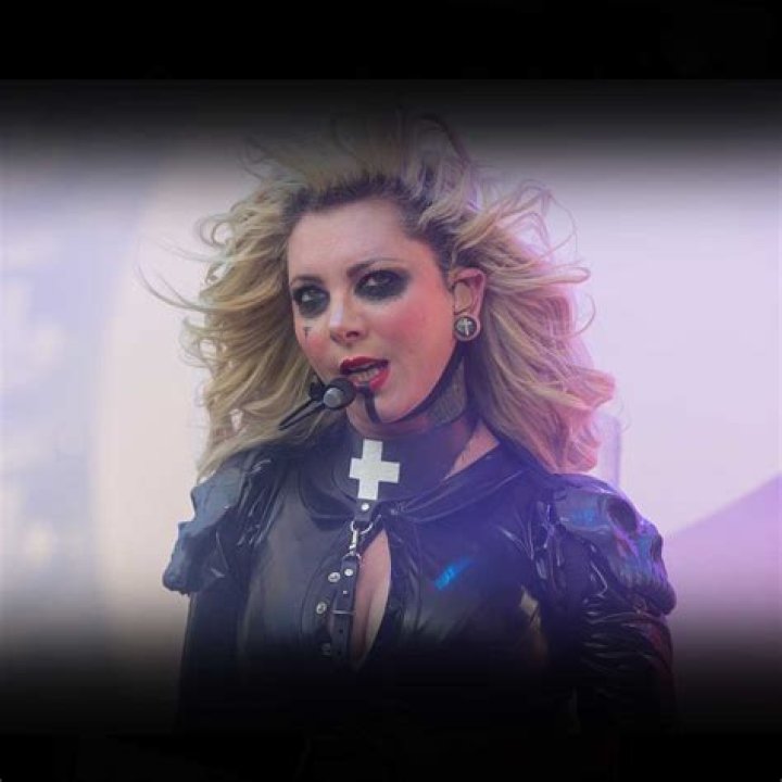 Maria Brink Age, Bio, Birthday, Family, Net Worth National Today