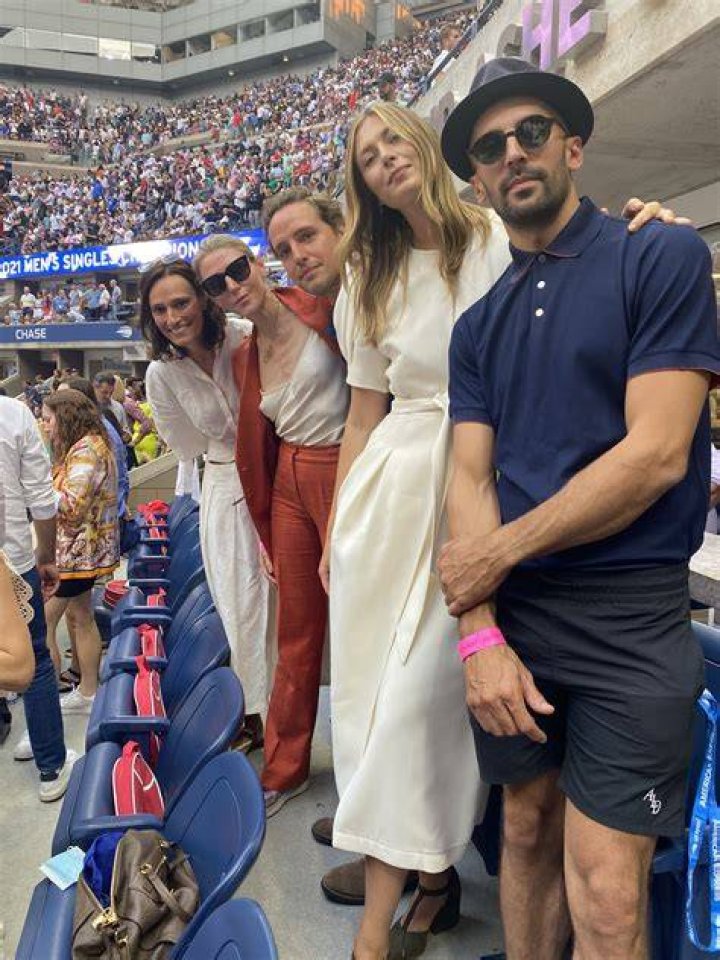 Maria Sharapova on Twitter "My Italian family in Paris 😊RPiatti