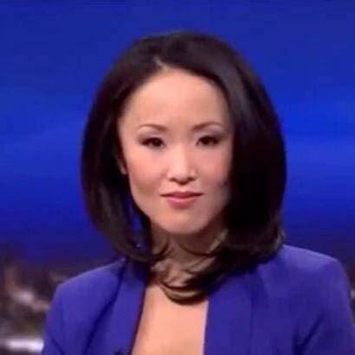 Mariko Oi Exclusive Agent Presenter, Correspondent and Moderator