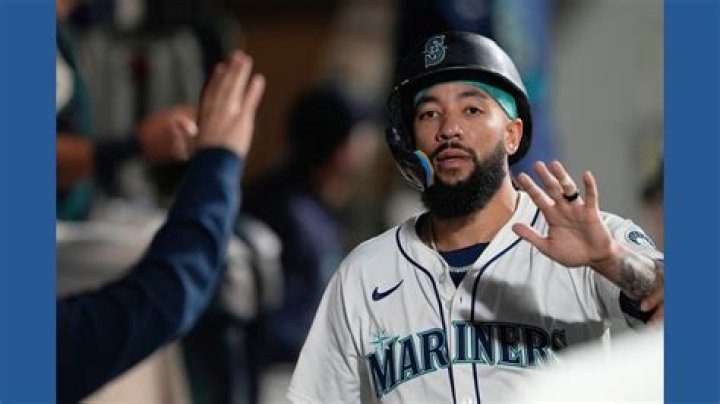 Mariners third baseman J. P. Crawford Engaged to Kathleen Carmona; His