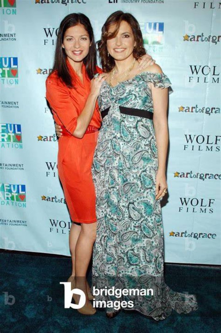 Mariska Hargitay At Arrivals For 12Th Annual Screen Actors Guild Sag