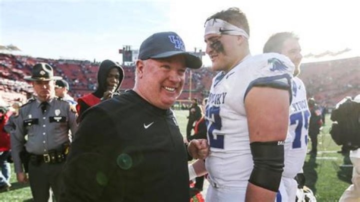 Mark Stoops' buyout might be higher than you think