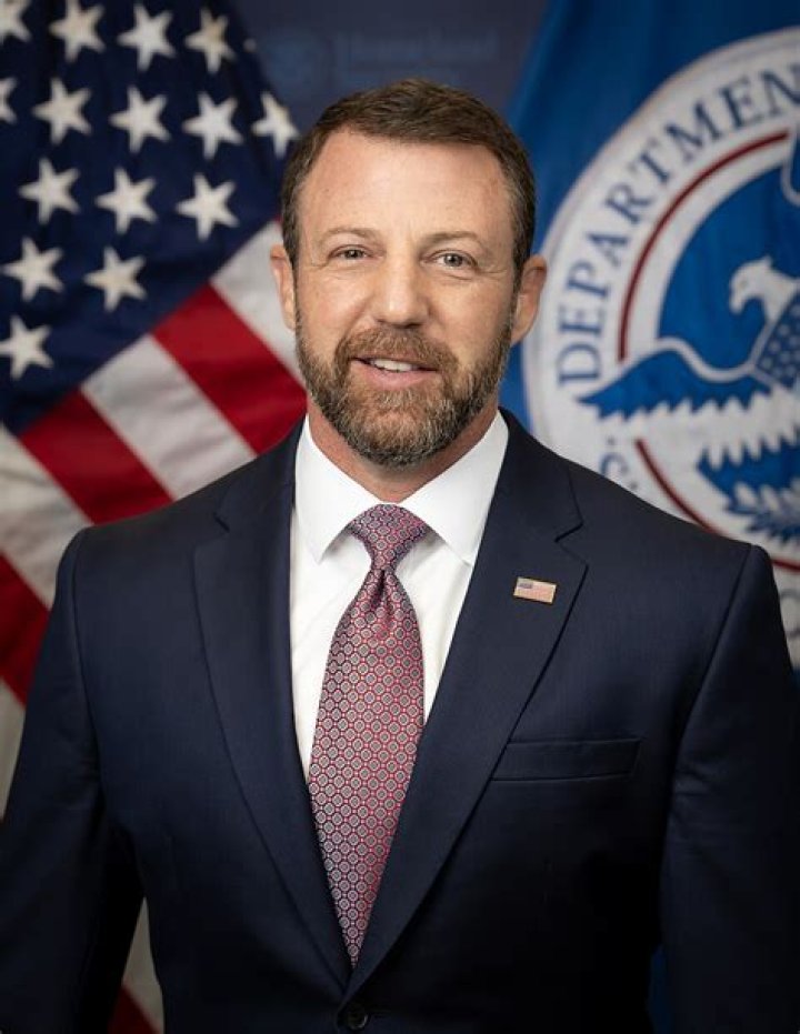 Markwayne Mullin height, Wiki, Teamsters, Wrestling, Family, MMA