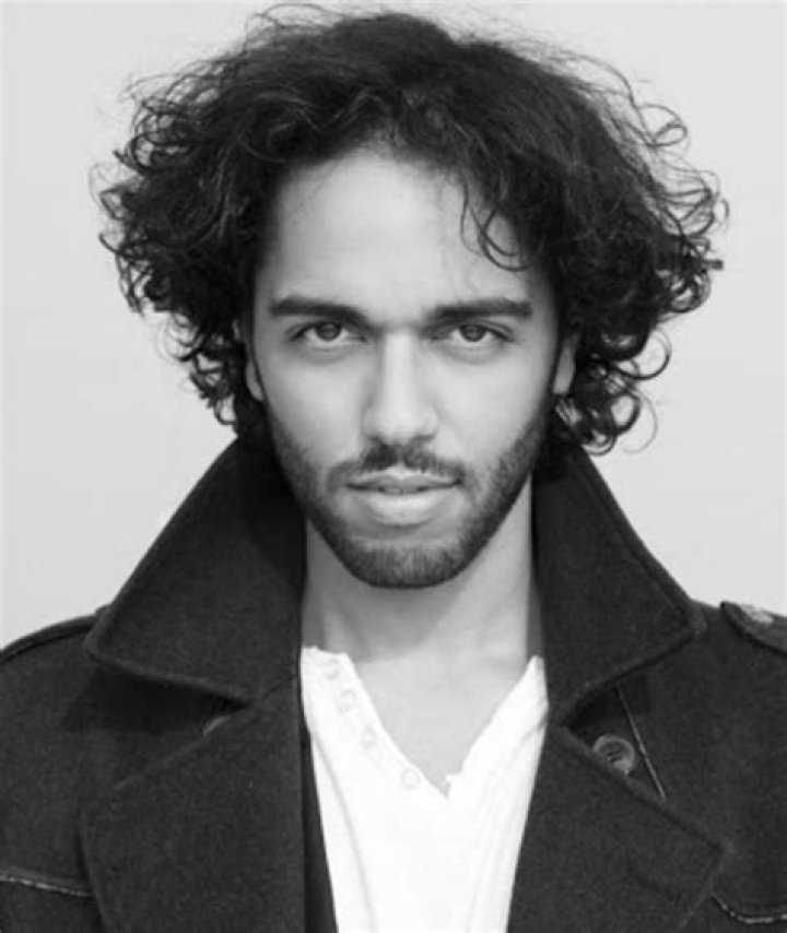 Marouane Zotti Movies, Bio and Lists on MUBI