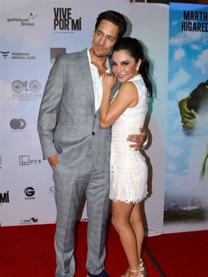 Martha Higareda adora a su 'teacher' de ingl&eacute;s