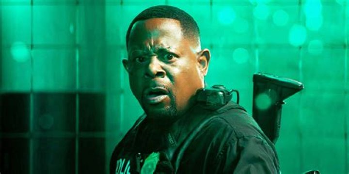 Martin Lawrence offers an update on close friend Jamie Foxx's health