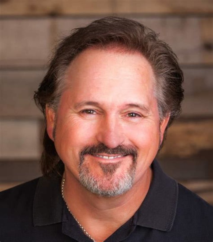 Marty Roe Both Hands