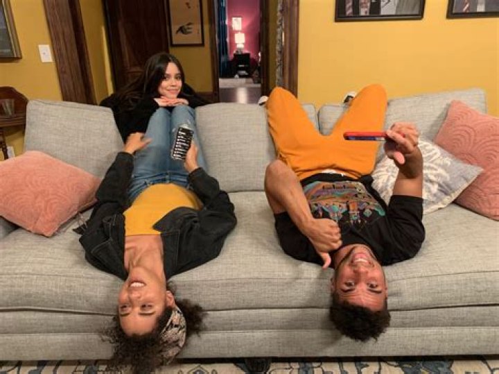 Mason Gooding Takes Beanie Feldstein Behind the Scenes of Scream VI