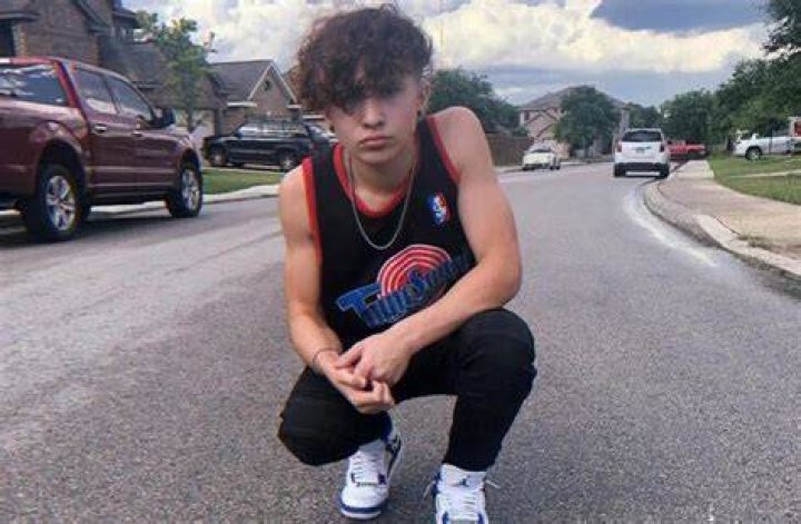 Mathew Valenzuela (Instagram Star) Wiki, Bio, Age, Height, Weight