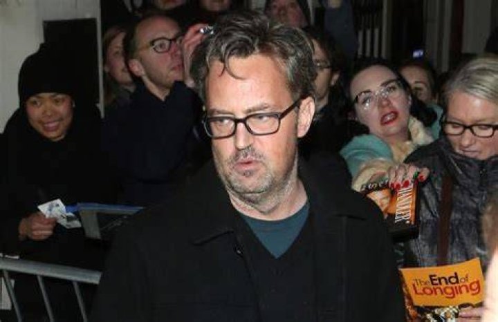 Matthew Perry reaparece y luce “irreconocible” tras su separación La
